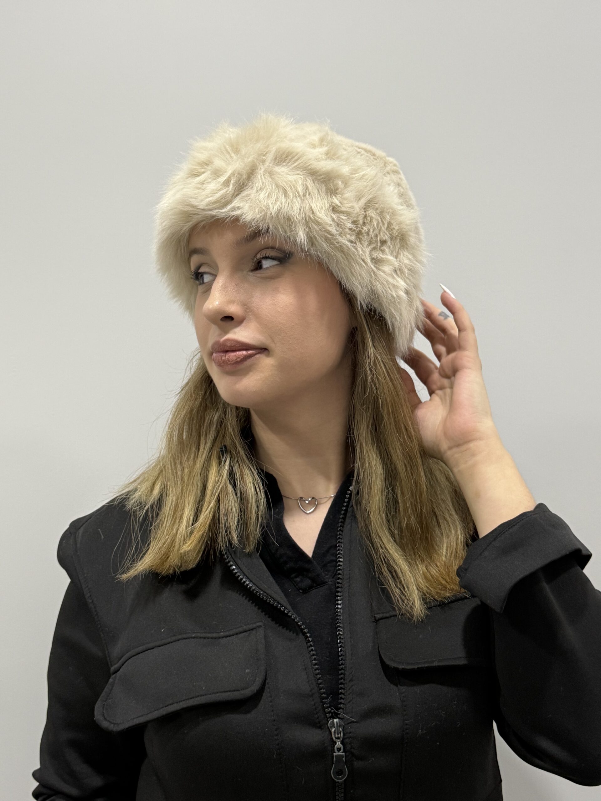 Tüylü Kışlık Havalı Şapka (Bej) - Görsel 2